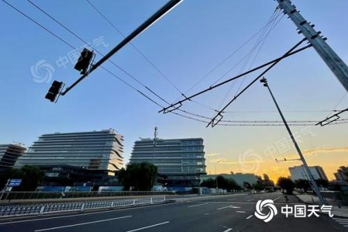 今天北京晴天在线气温回升 明天云量将再度增多夜间有弱降雨